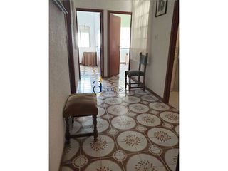 Piso en venta en Lucena