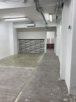 Local comercial en venta en Gavarra en Cornellà de Llobregat