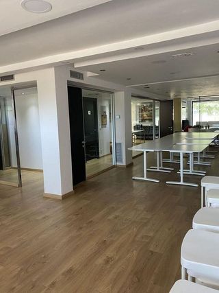 Local comercial en venta en Gavarra en Cornellà de Llobregat