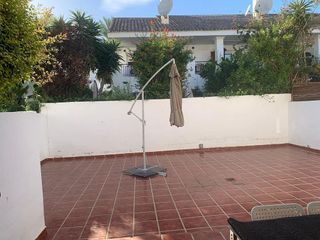 Casa adosada en alquiler en Puerto Banús en Marbella