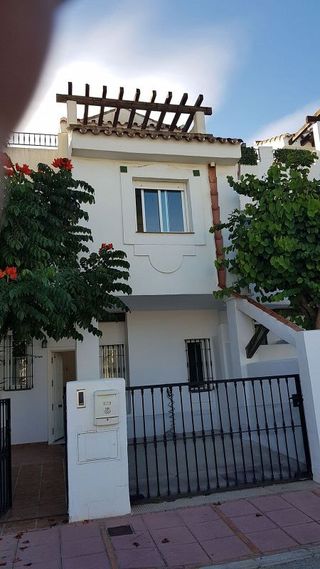 Casa adosada en alquiler en Puerto Banús en Marbella