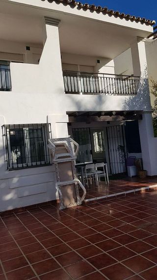 Casa adosada en alquiler en Puerto Banús en Marbella