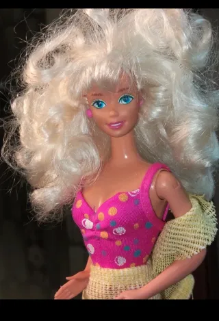 Barbie bambola