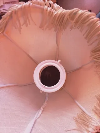 Paralume bianco con frange