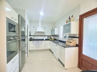 Casa adosada en venta en Lloseta