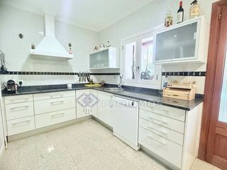 Casa adosada en venta en Lloseta