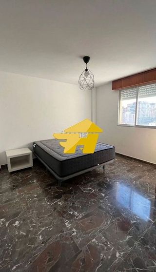 Piso en alquiler en Parque Ayala - Jardín de la Abadía - Huelín en Málaga