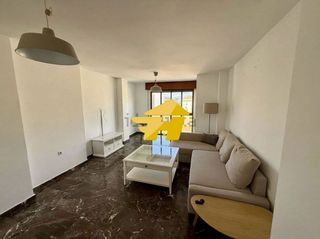 Piso en alquiler en Parque Ayala - Jardín de la Abadía - Huelín en Málaga