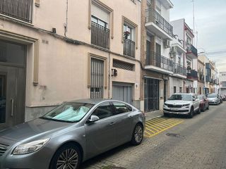 Garaje en alquiler en Nervión en Sevilla