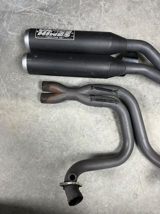 Línea Completa Vance & Hines Harley Davidson XR 12