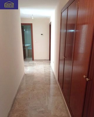 Piso en alquiler en Ciudad Jardín - Zoco en Córdoba