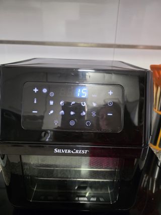 Freidora de aire (airfryer) con muchos accesorios