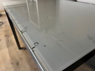 Mesa de cocina cristal blanco y metal