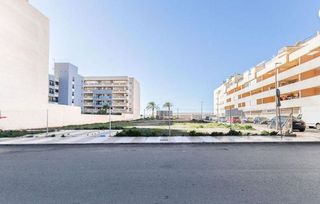 Terreno en venta en Roquetas Centro en Roquetas de Mar