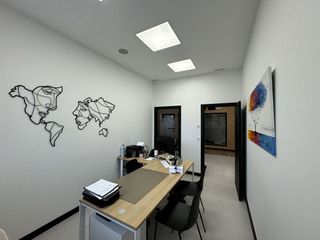 Oficina en venta en Castiñeiriño - Cruceiro de Sar en Santiago de Compostela