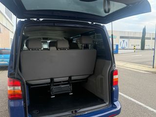 Volkswagen Transporter T5 2006