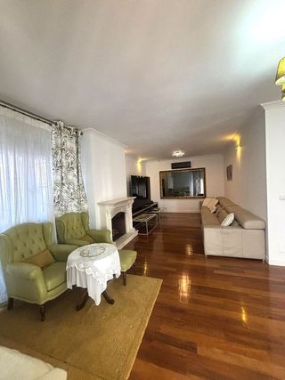 Casa adosada en alquiler en Valdezarza en Madrid