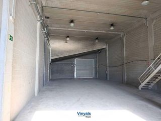 Nave industrial en alquiler en Urbanitzacions en Mataró