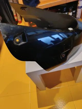 Quilla Yamaha Fazer Negra