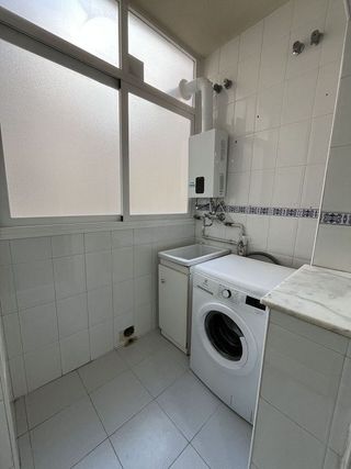 Piso en alquiler en Parque Mediterráneo - Santa Paula en Málaga