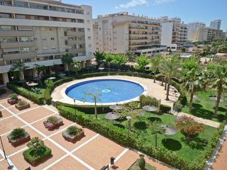 Piso en alquiler en Parque Mediterráneo - Santa Paula en Málaga