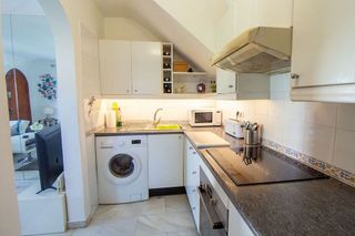 Casa pareada en venta en Nueva Andalucía centro en Marbella