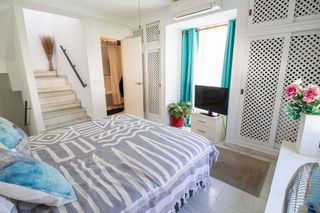 Casa pareada en venta en Nueva Andalucía centro en Marbella