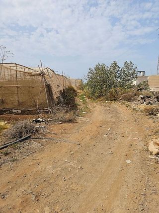 Terreno en venta en San Isidro en Granadilla de Abona