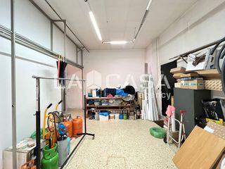Local comercial en venta en Fondo en Santa Coloma de Gramanet