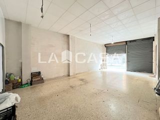 Local comercial en venta en Fondo en Santa Coloma de Gramanet