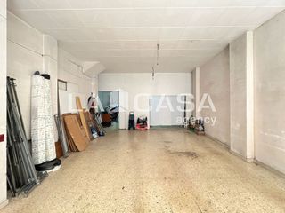 Local comercial en venta en Fondo en Santa Coloma de Gramanet