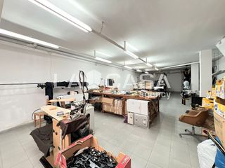 Local comercial en venta en Fondo en Santa Coloma de Gramanet