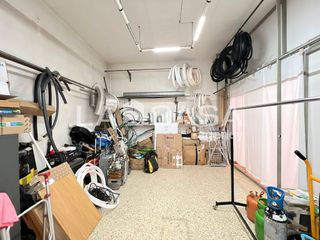 Local comercial en venta en Fondo en Santa Coloma de Gramanet