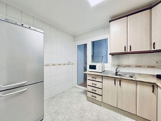 Piso en alquiler en Ensanche - Diputación en Alicante