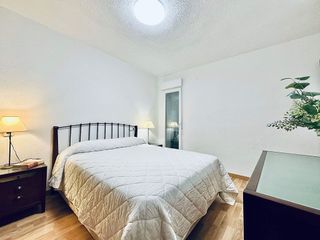 Piso en alquiler en Ensanche - Diputación en Alicante