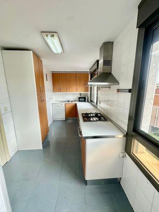 Piso en alquiler en Doctor Barraquer - G. Renfe - Policlínico en Sevilla