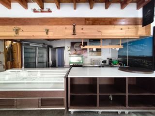 Local comercial en venta en Torrent Ballester en Viladecans