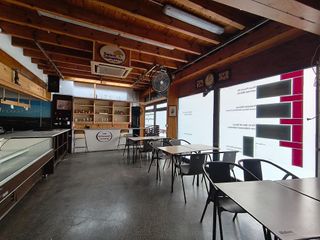 Local comercial en venta en Torrent Ballester en Viladecans