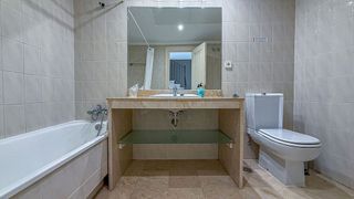 Piso en alquiler en Los Naranjos - Las Brisas en Marbella