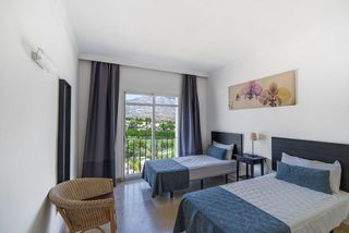 Piso en alquiler en Los Naranjos - Las Brisas en Marbella