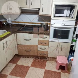 Casa adosada en venta en Ctra. Circunvalación - La Magdalena en Jaén