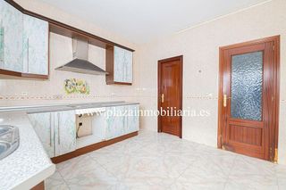 Chalet en venta en Lucena