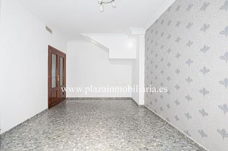 Chalet en venta en Lucena