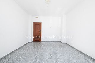 Chalet en venta en Lucena