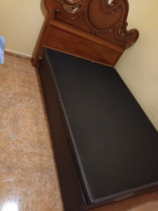 Canapé 135x200 y Cama Matrimonio con mesitas