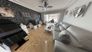 Piso en venta en Juan XXIII en Alicante