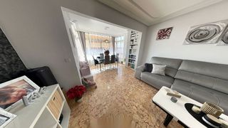 Piso en venta en Juan XXIII en Alicante