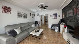 Piso en venta en Juan XXIII en Alicante