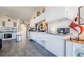 Piso en venta en Port Esportiu - Puig Rom - Canyelles en Roses