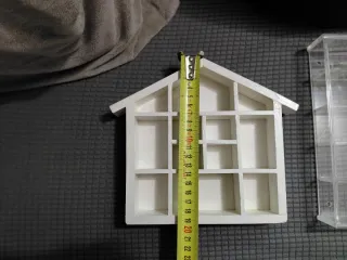 Estantería mini casita de madera